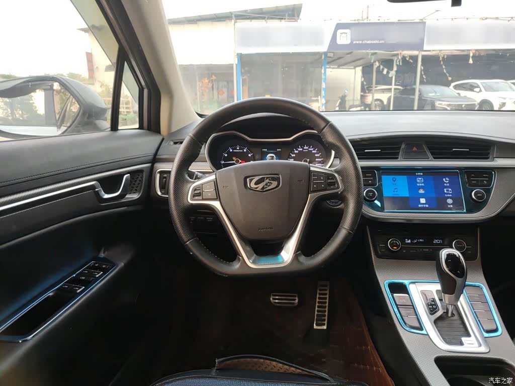 Geely Emgrand, 2017 7