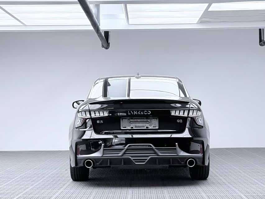 Lynk & Co 03 Lynk & Co 03