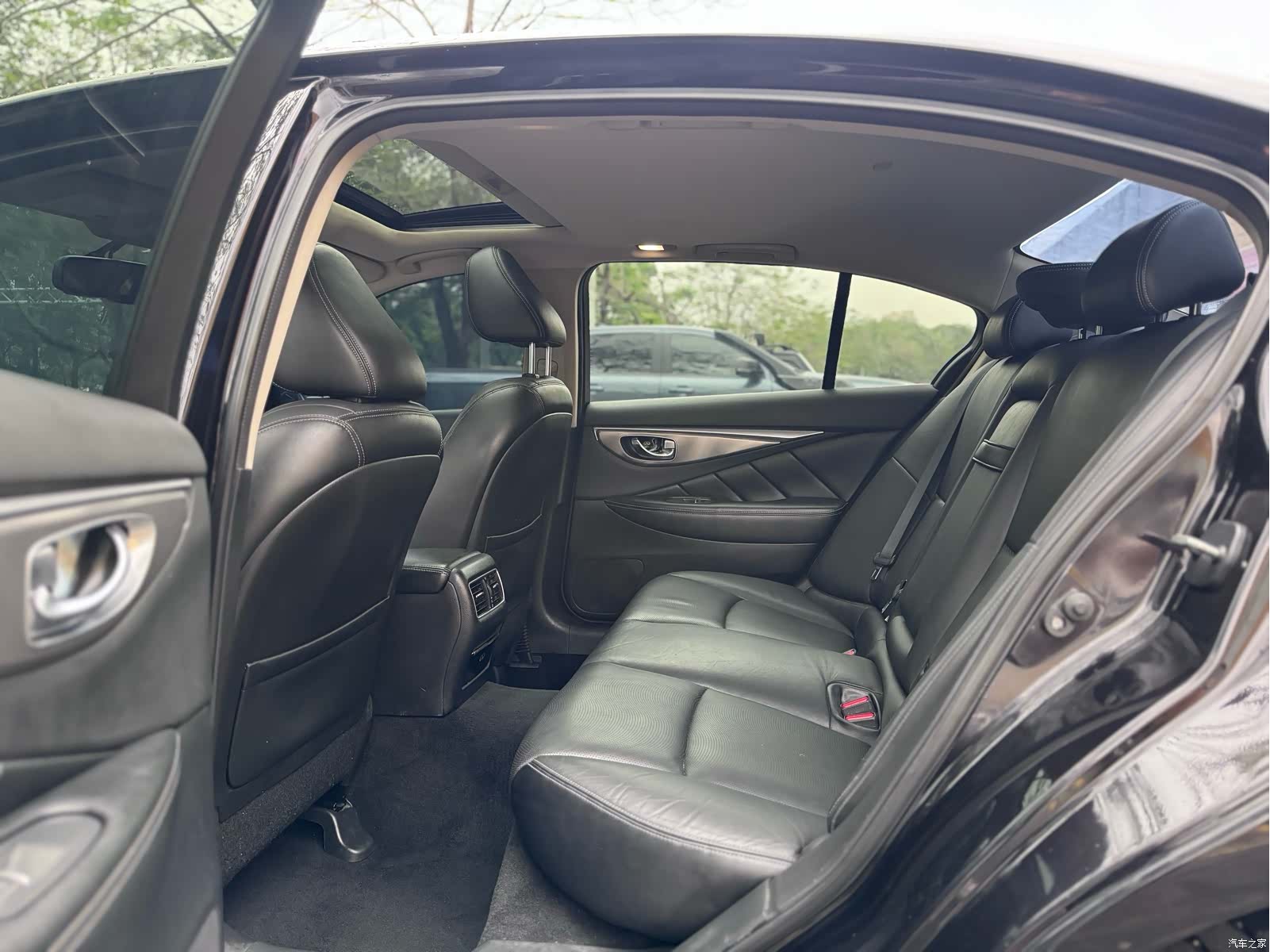 Infiniti Q50L, 2017 7