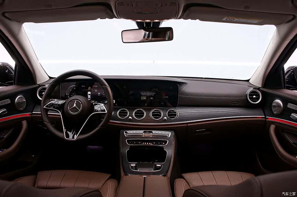 Mercedes-Benz E-Class, 2022 все фото