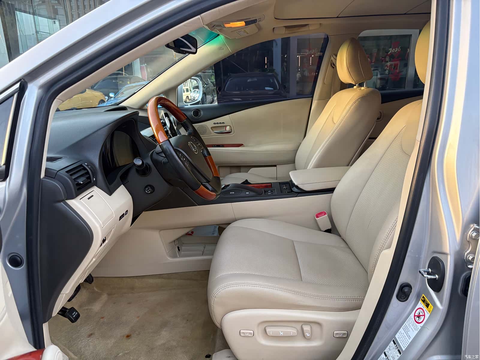 Lexus RX, 2010 6