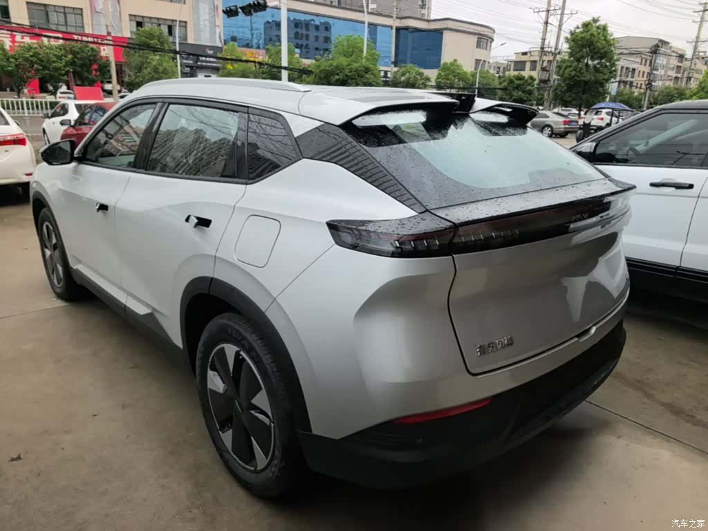 DongFeng L7, 2026 все фото