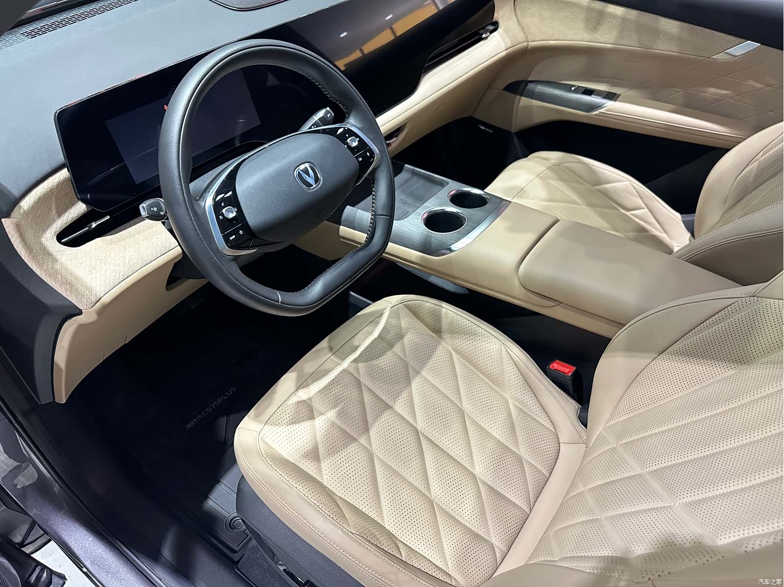 Changan CS75, 2025 7