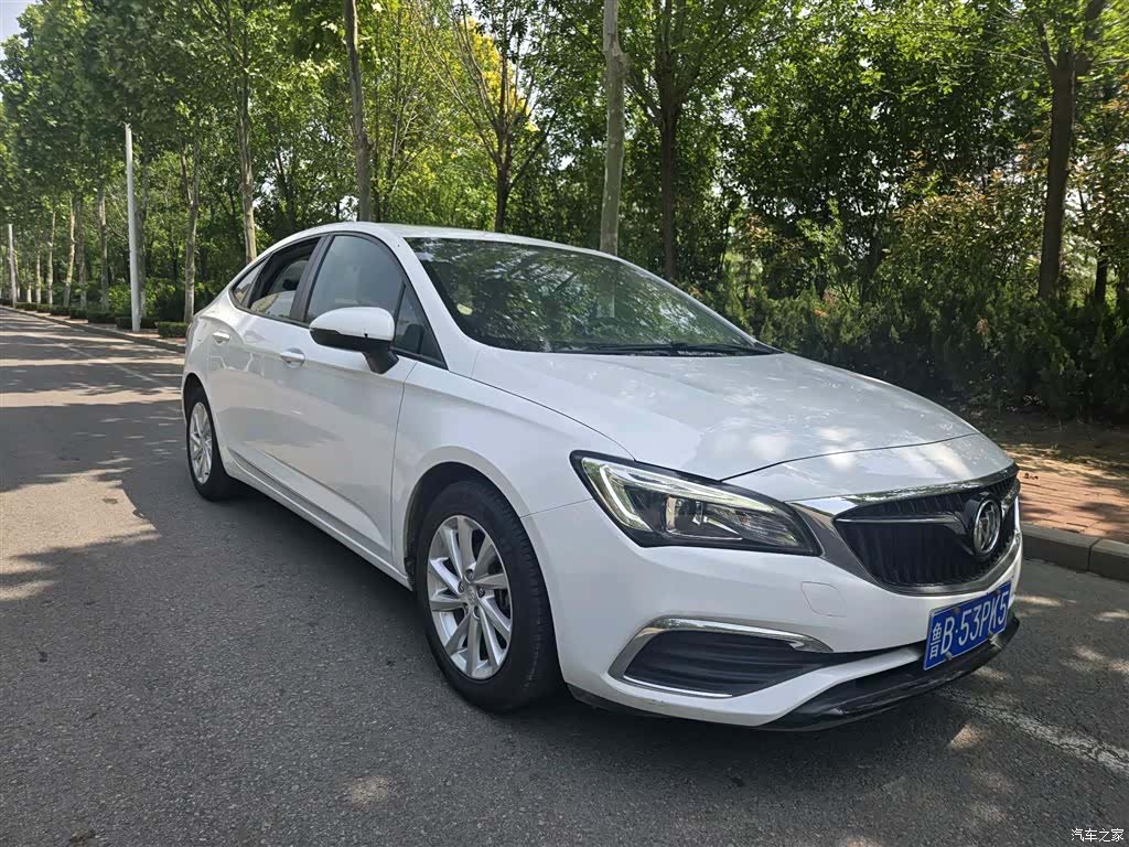 Buick Verano, 2018 3