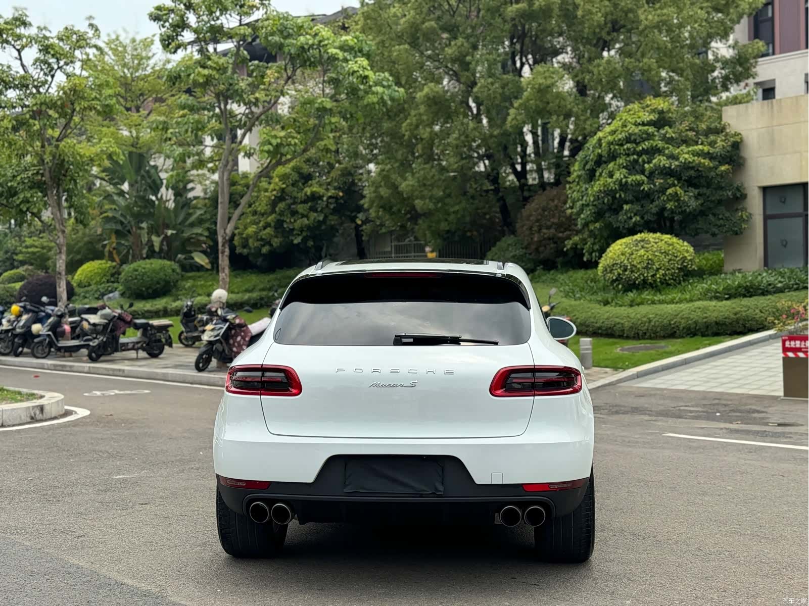 Porsche Macan, 2015 16