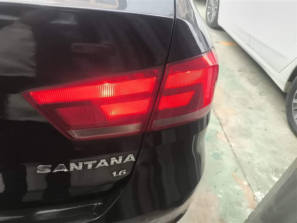 Volkswagen Santana