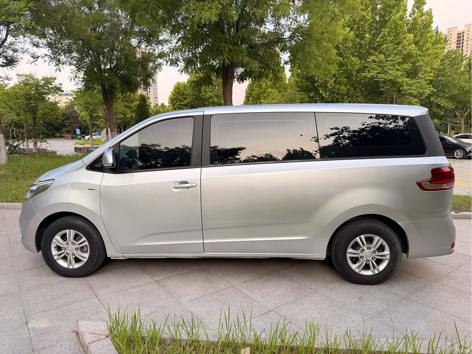 Maxus G10, 2018 11