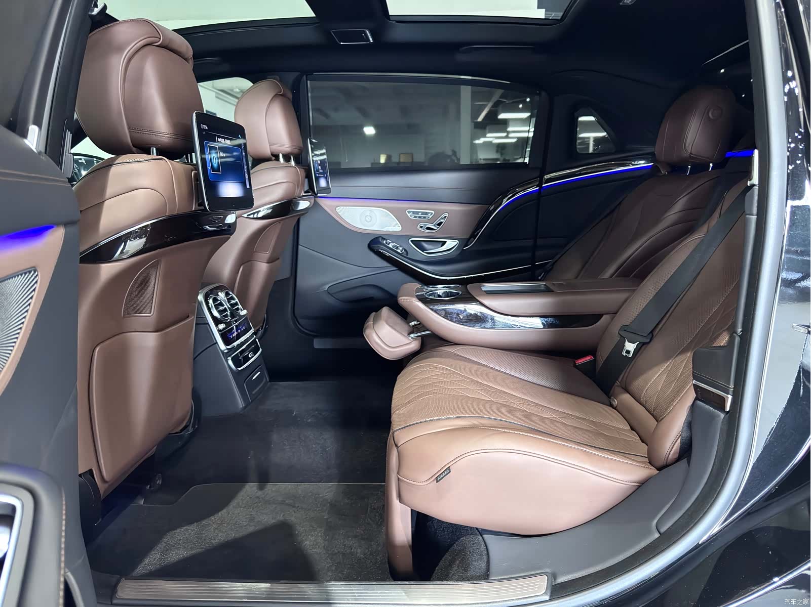 Maybach S-Class, 2019 36