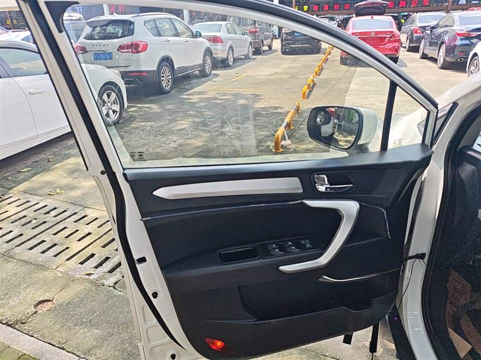 JAC Ruifeng S3
