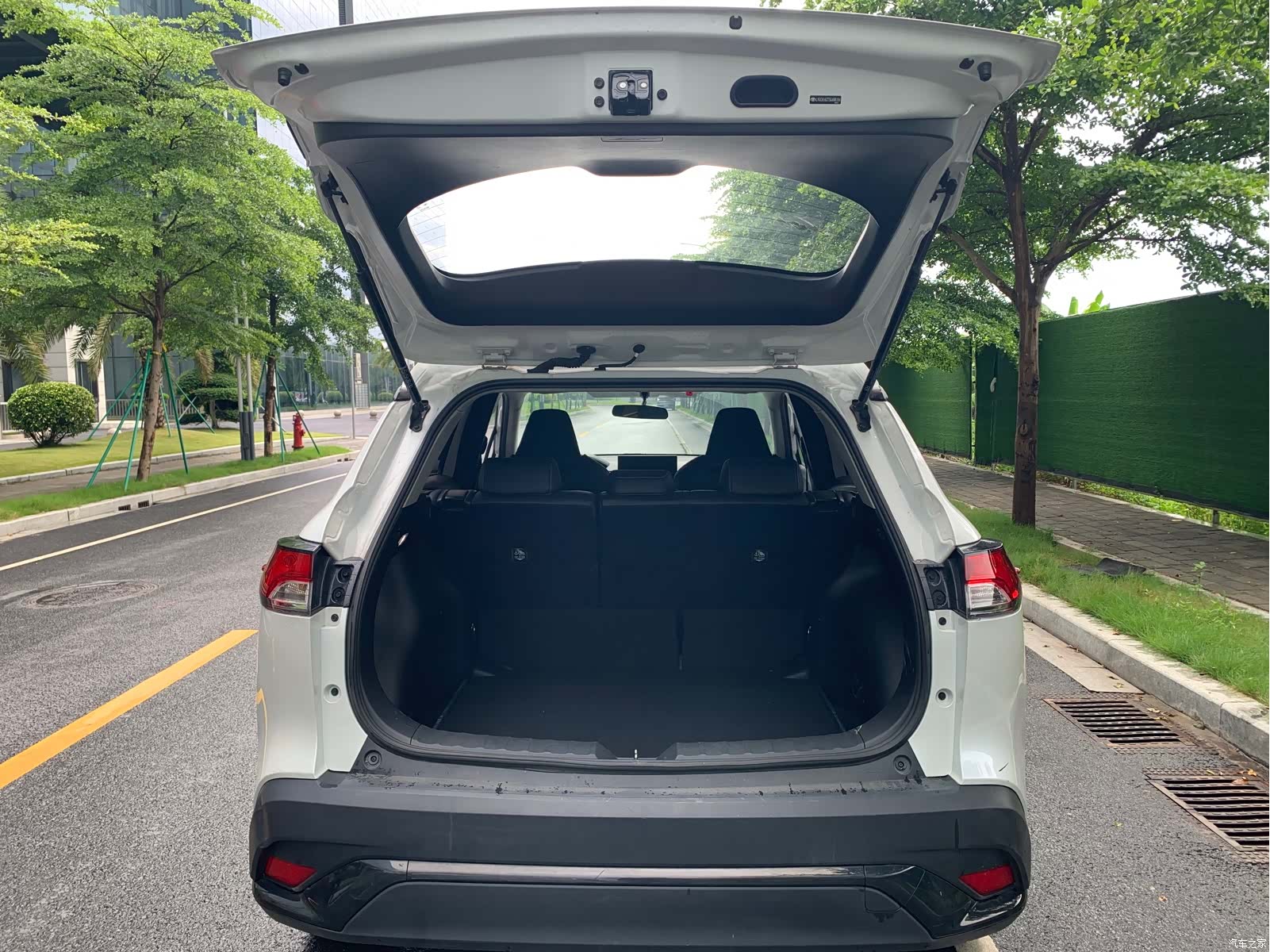 Toyota Frontlander, 2025 24