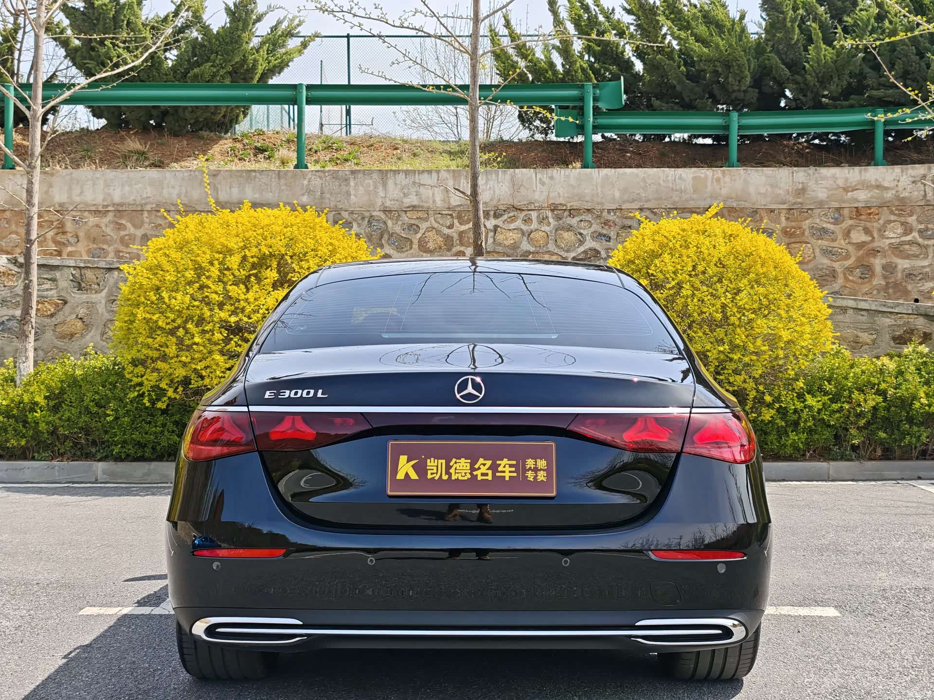 Mercedes-Benz E-Class, 2026 10