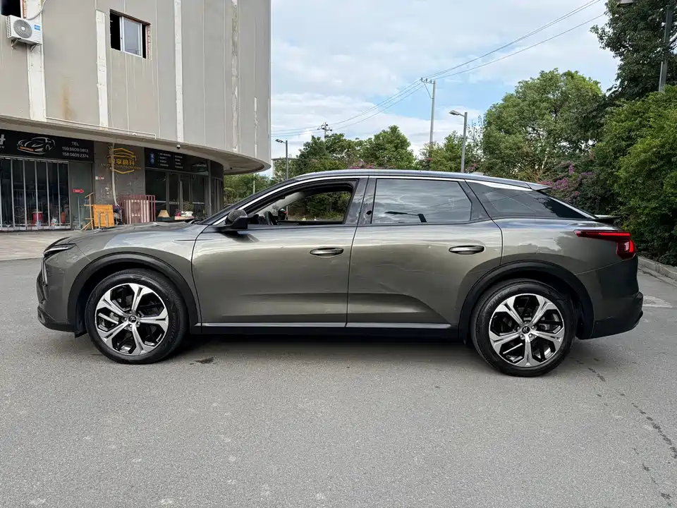 Citroen Versailles C5 X