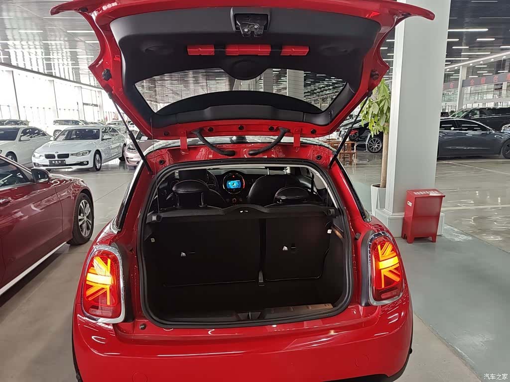 Mini ONE, 2020 19