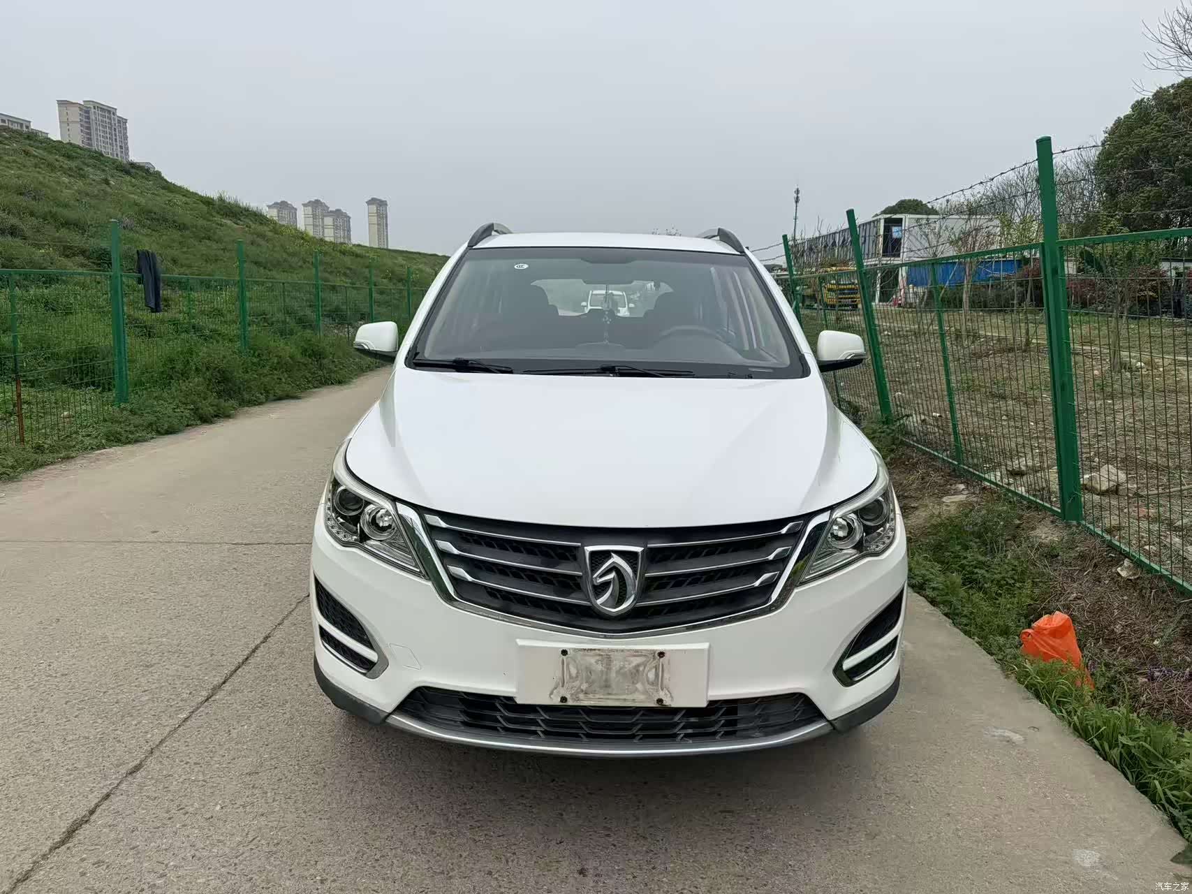 Wuling 560, 2017 2