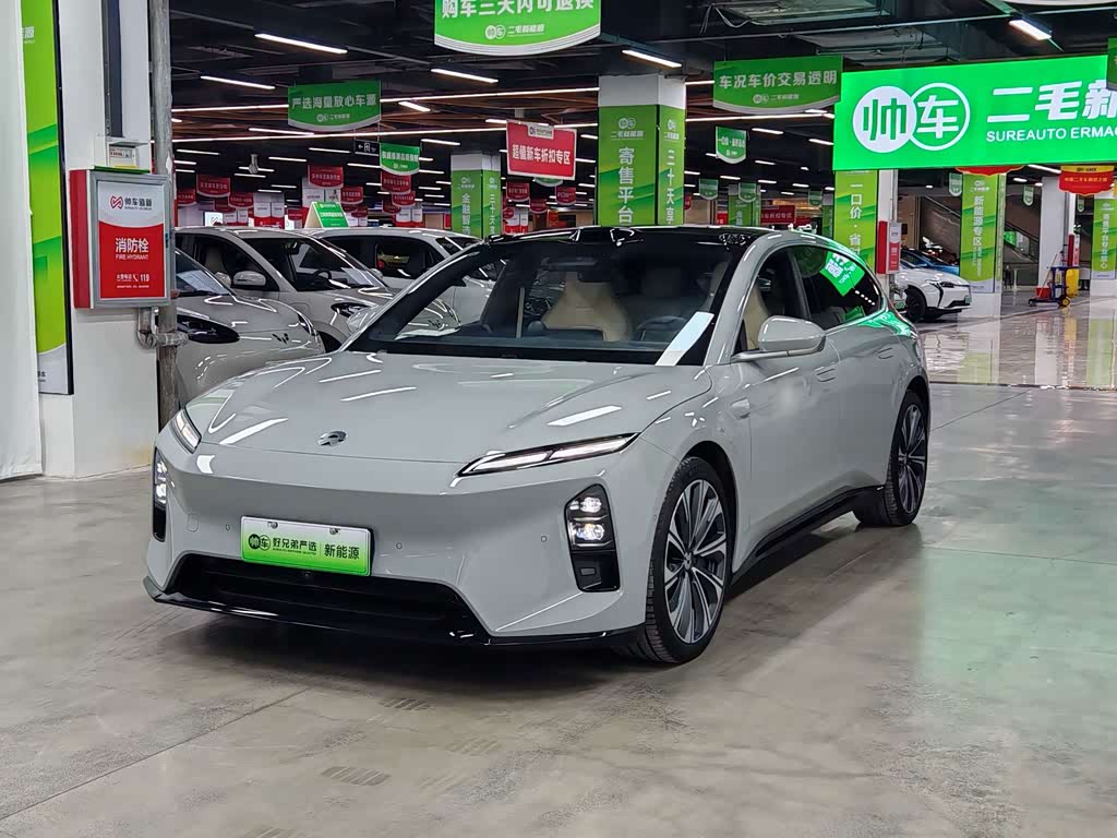 NIO ET5T