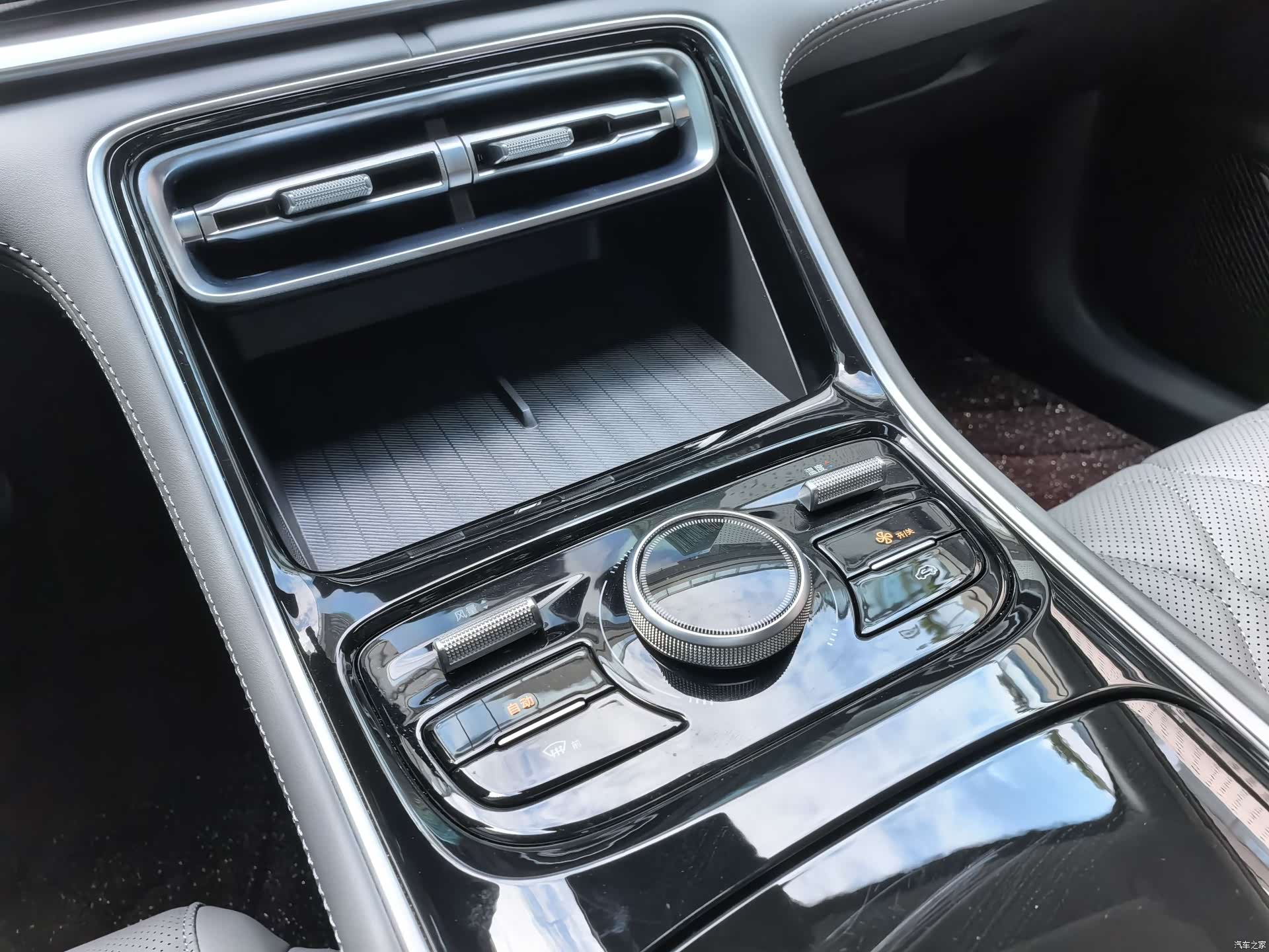 Geely A7, 2025 17