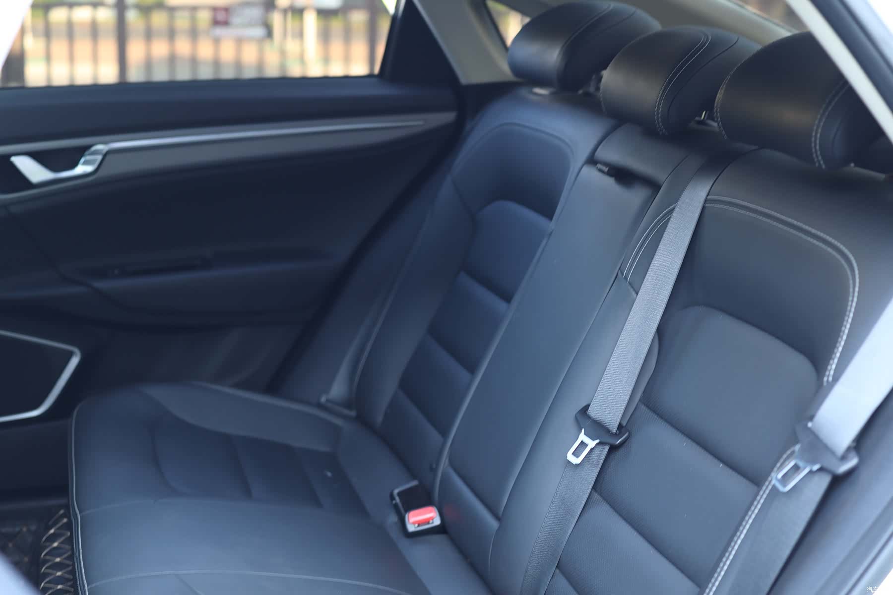Geely Emgrand, 2019 30