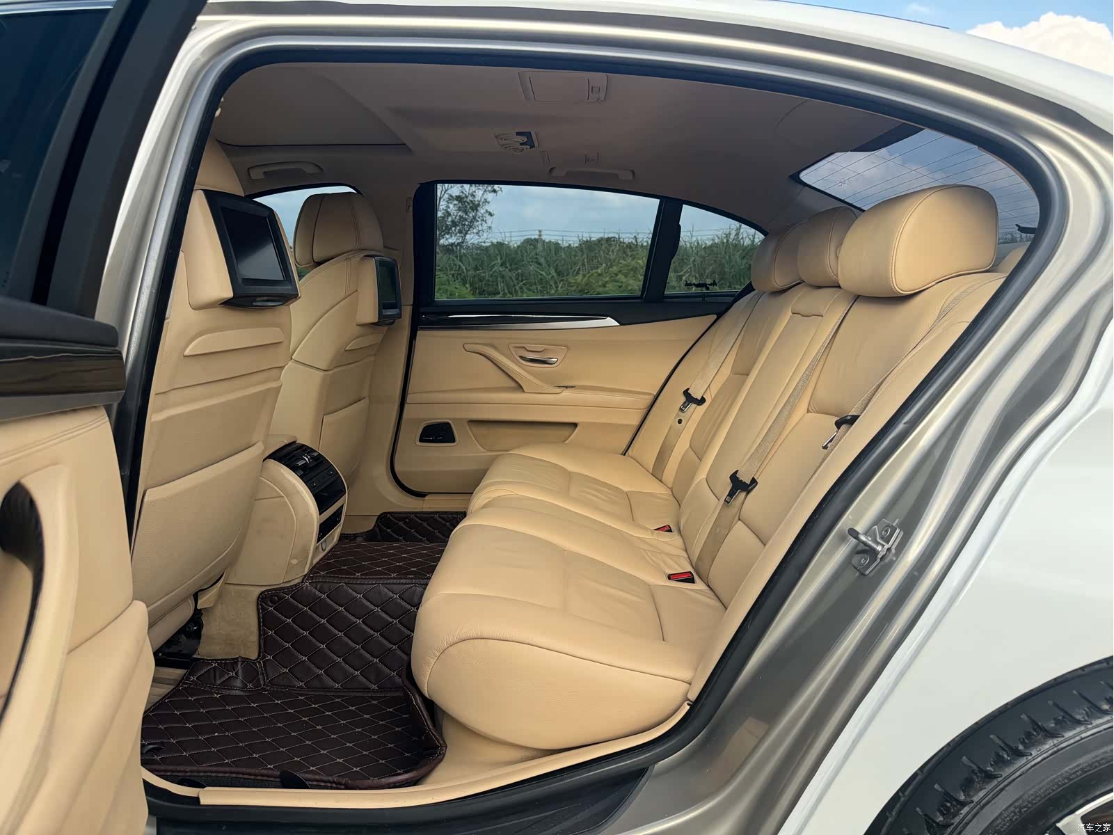 BMW 5 Series, 2011 7