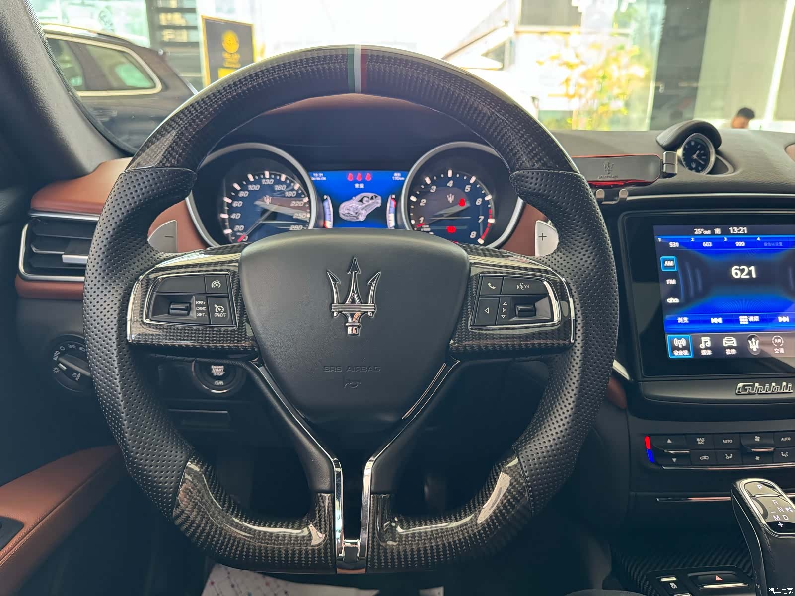 Maserati Ghibli, 2019 все фото