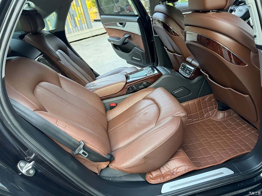 Audi A8L, 2013 20