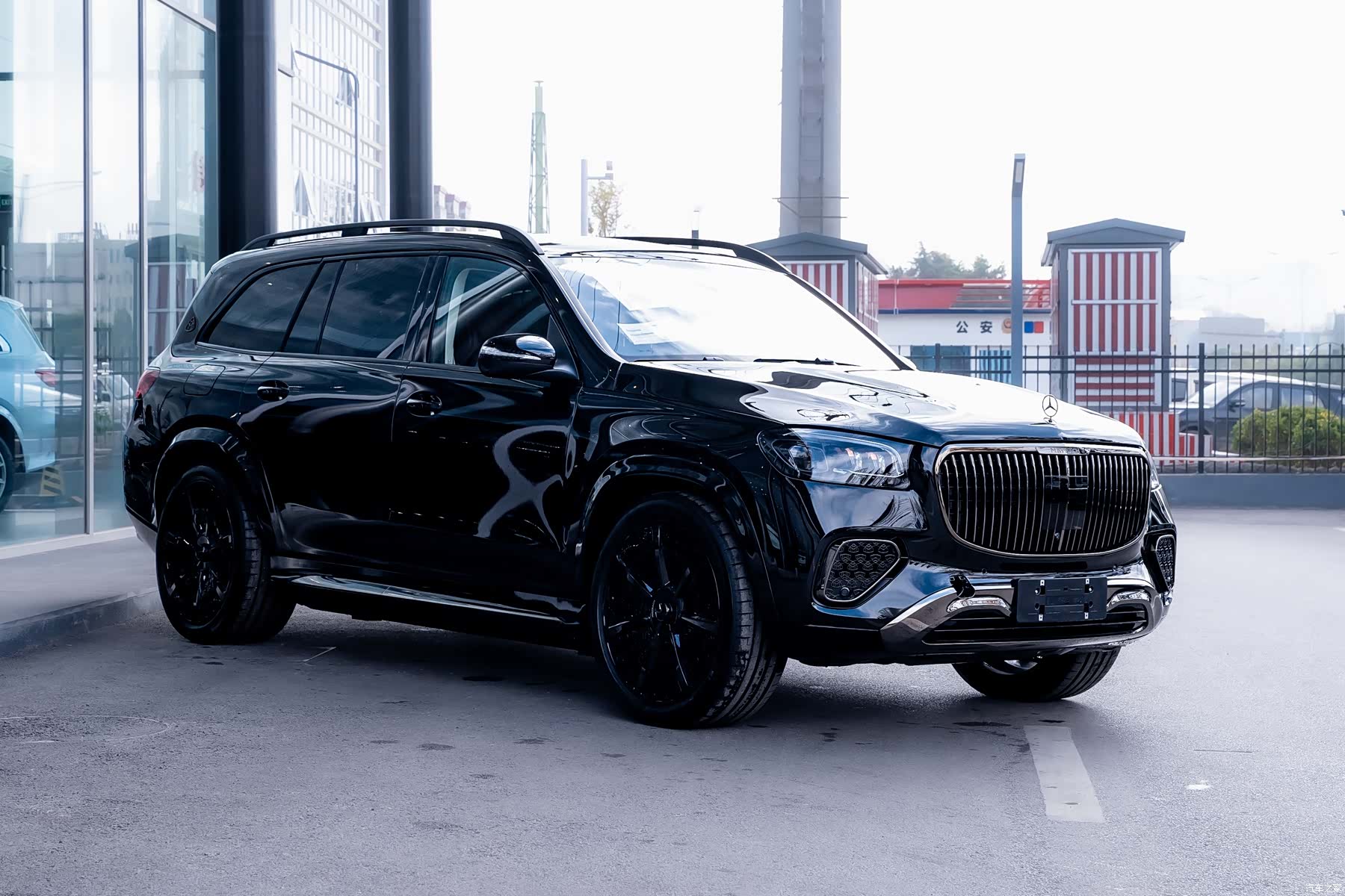 Maybach GLS, 2026 3
