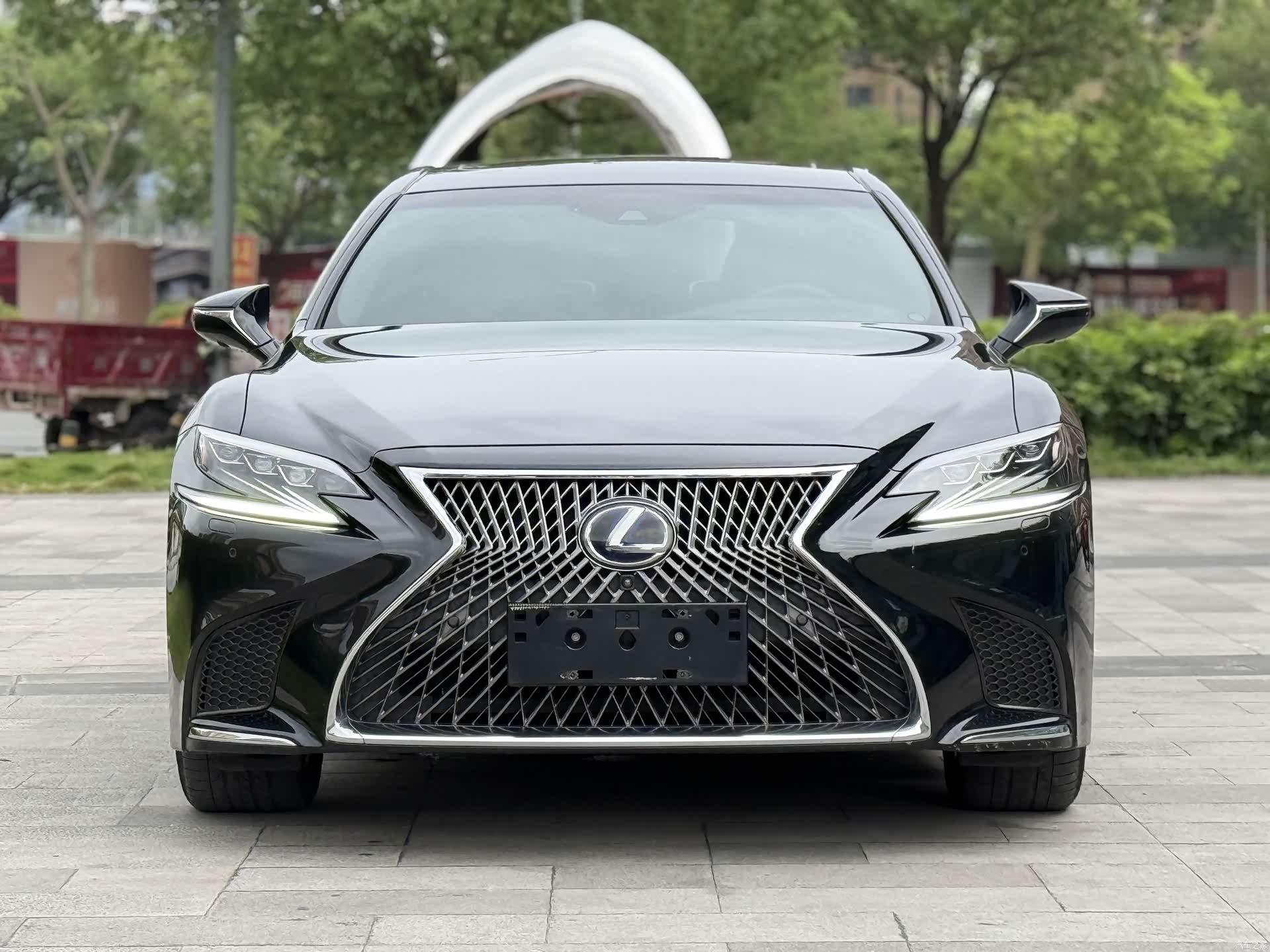 Lexus LS, 2020 2