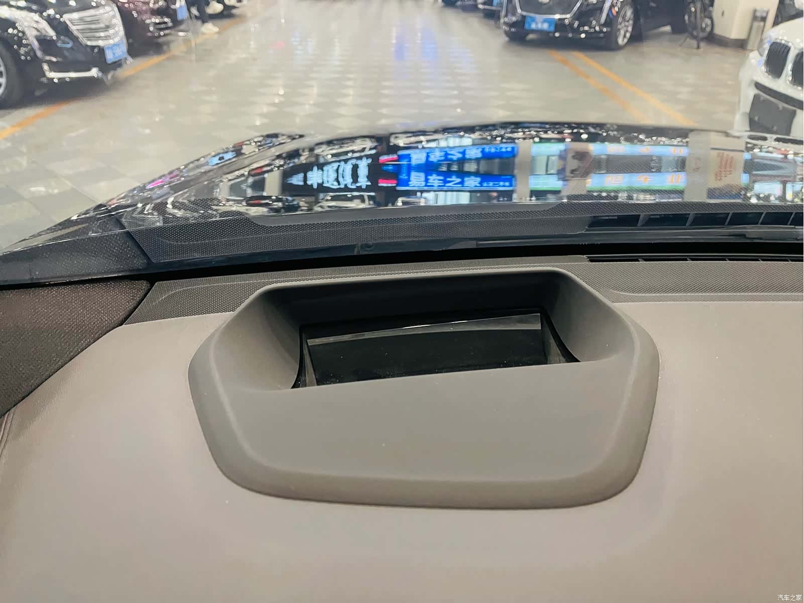 BMW 6 Series GT, 2018 12