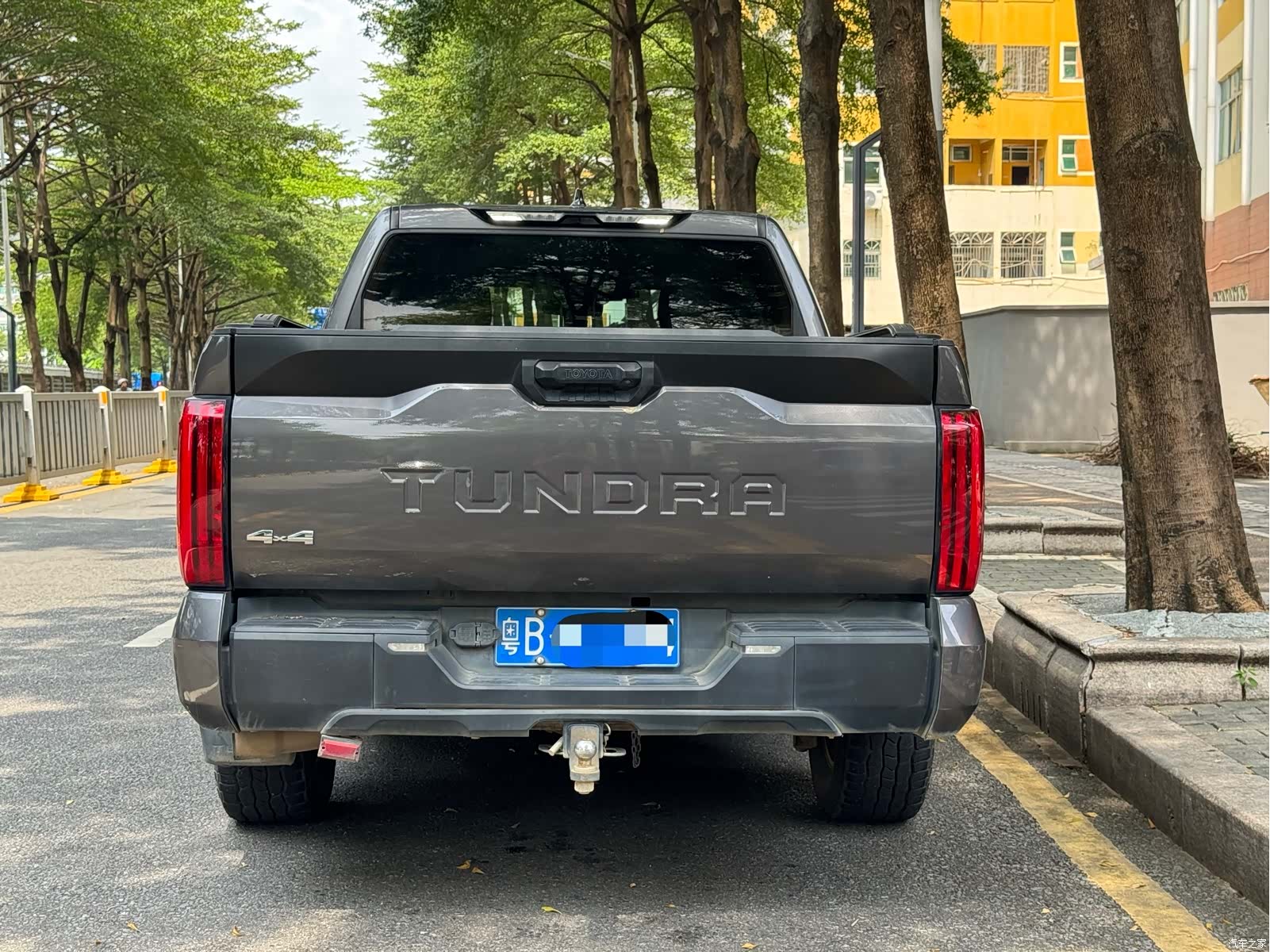 Toyota Tundra, 2022 10