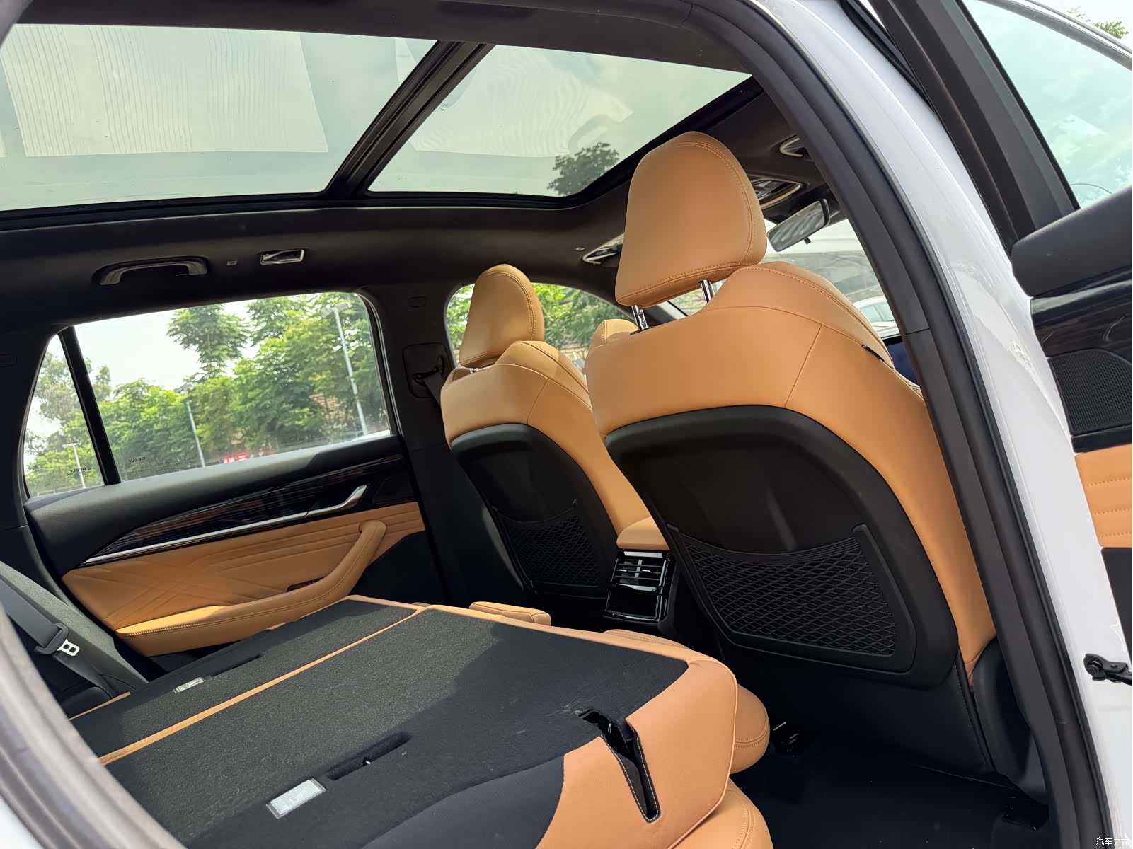 Geely Xingyue L, 2026 11