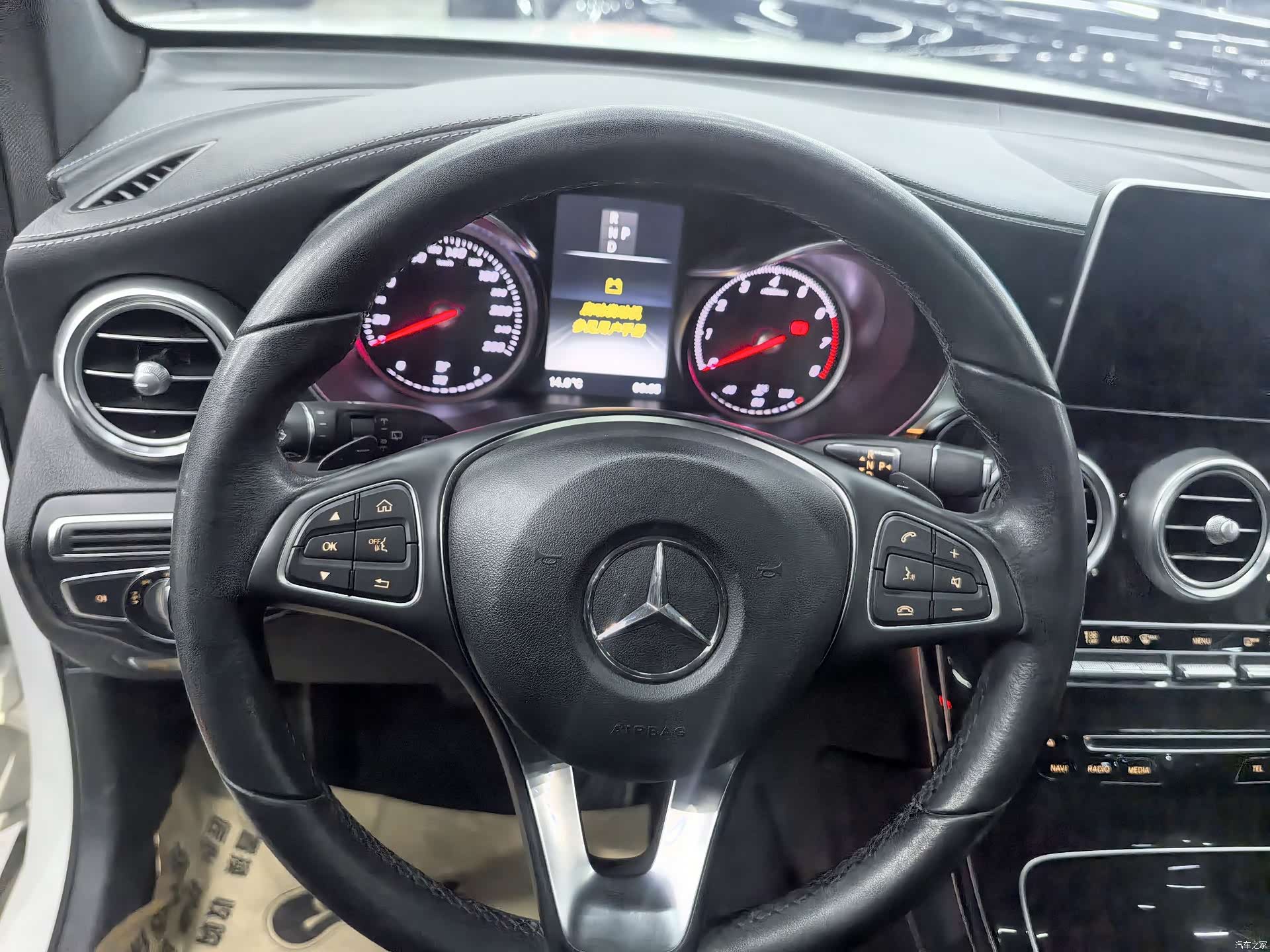 Mercedes-Benz GLC, 2017 10