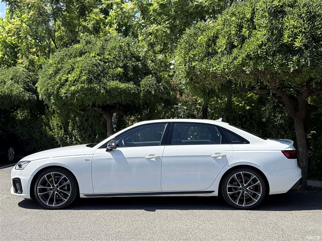Audi A4L, 2023 12