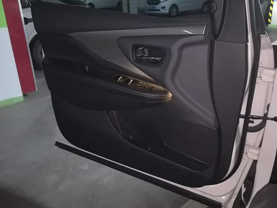 Nissan Loulan Nissan Loulan