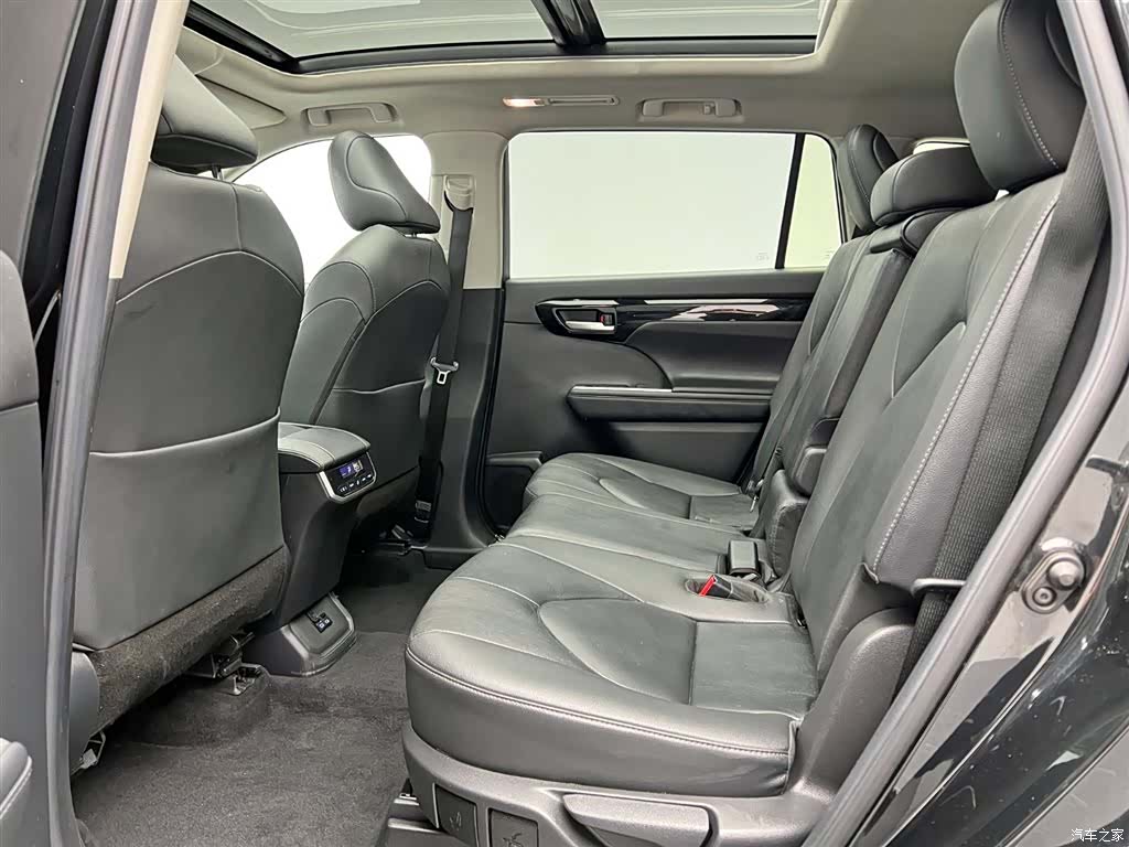 Toyota Highlander, 2022 18