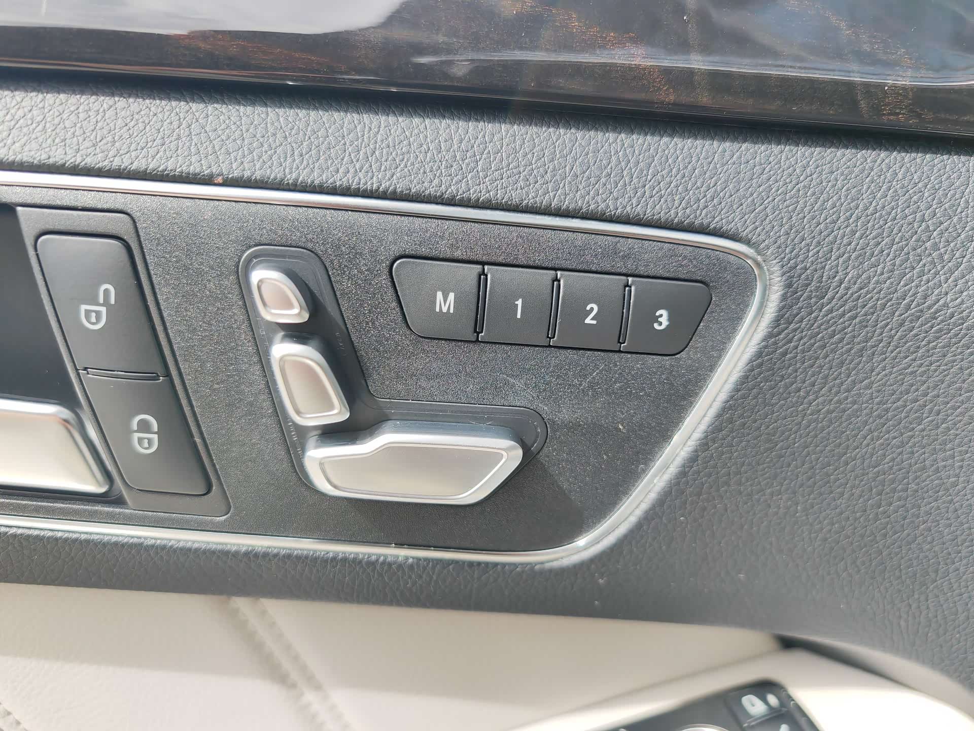 Mercedes-Benz E-Class, 2014 27