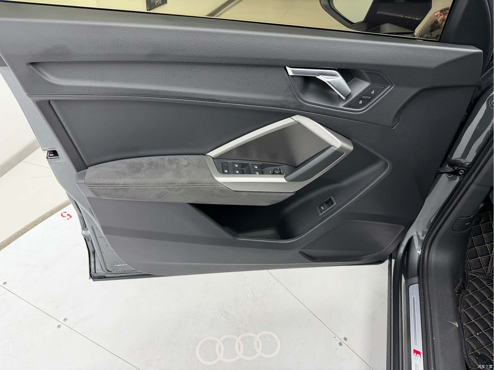 Audi Q3, 2023 11