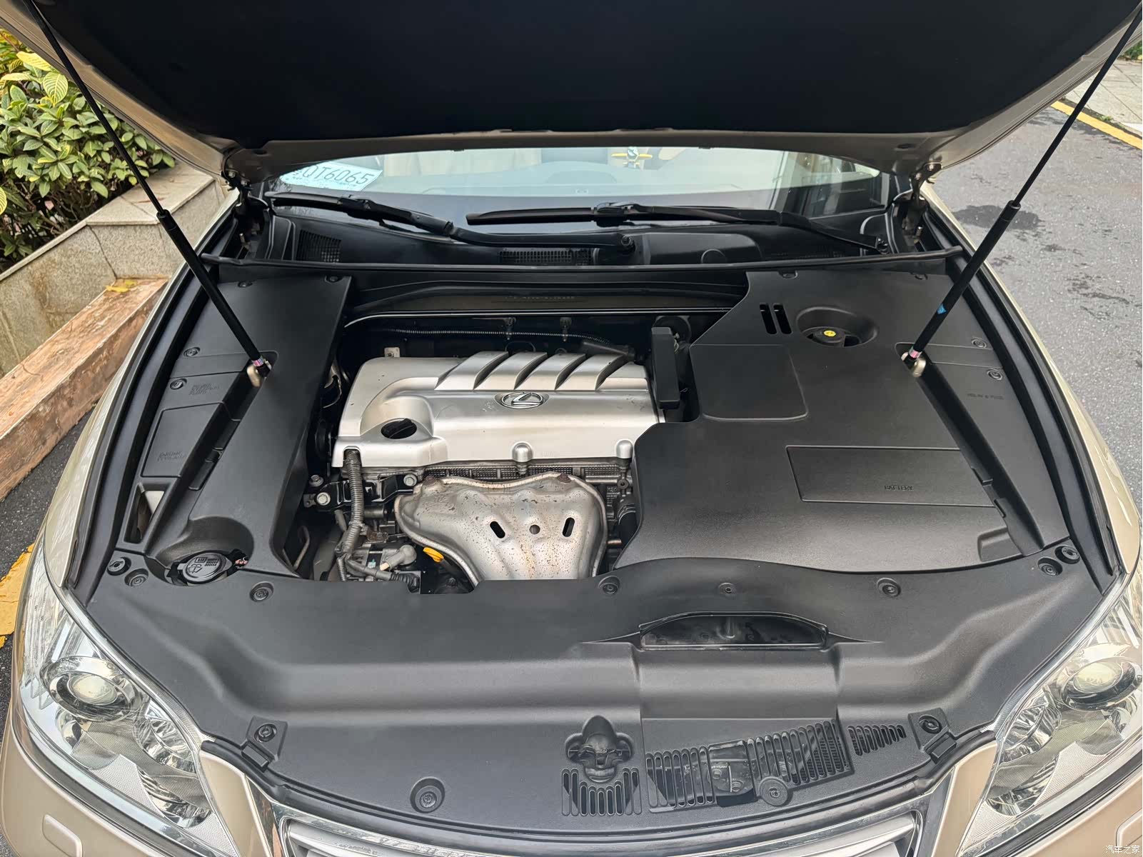 Lexus ES, 2011 24