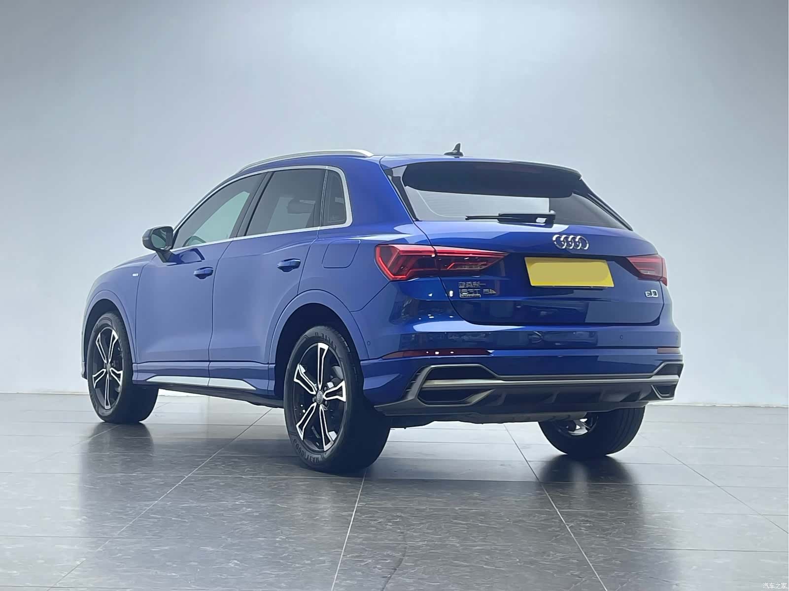 Audi Q3, 2021 6