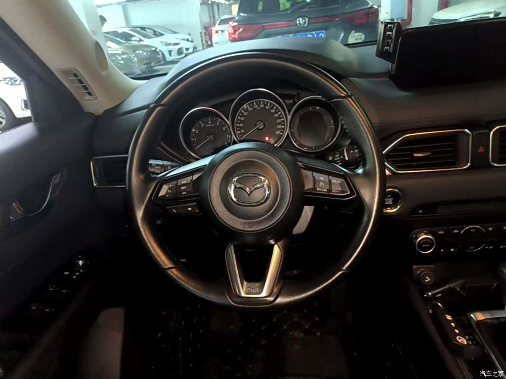 Mazda CX-5, 2019 11