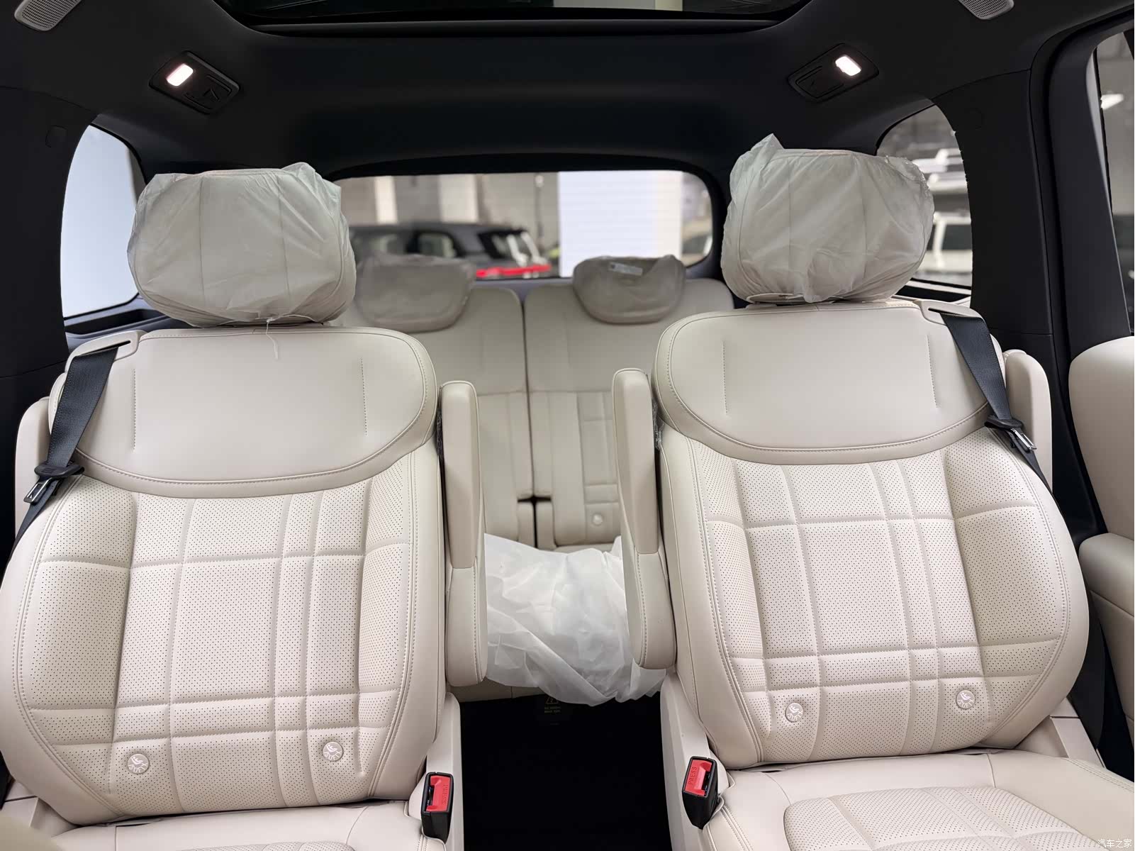 Deepal S09, 2026 23