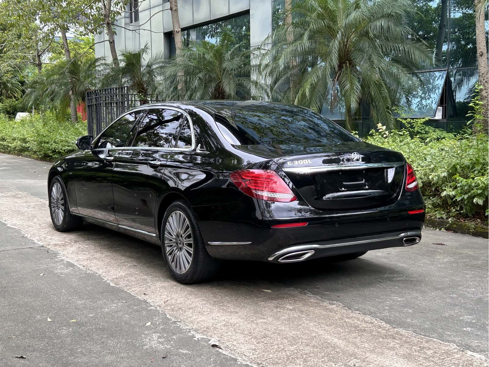 Mercedes-Benz E-Class, 2020 6