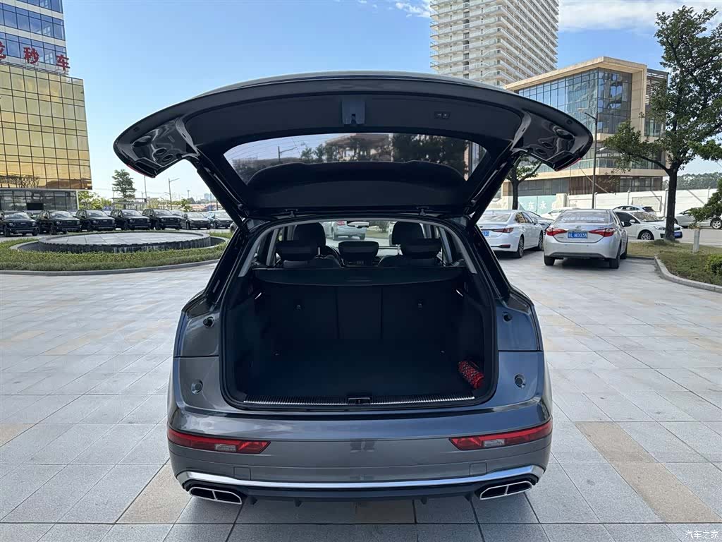 Audi Q5L, 2021 24