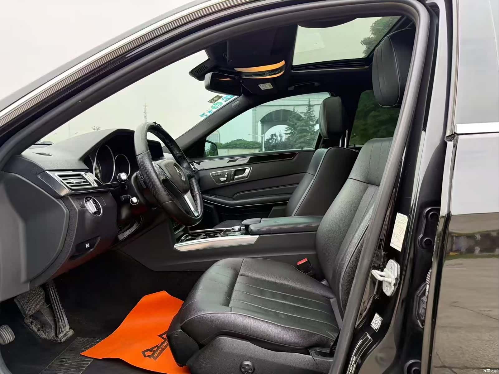 Mercedes-Benz E-Class, 2015 4