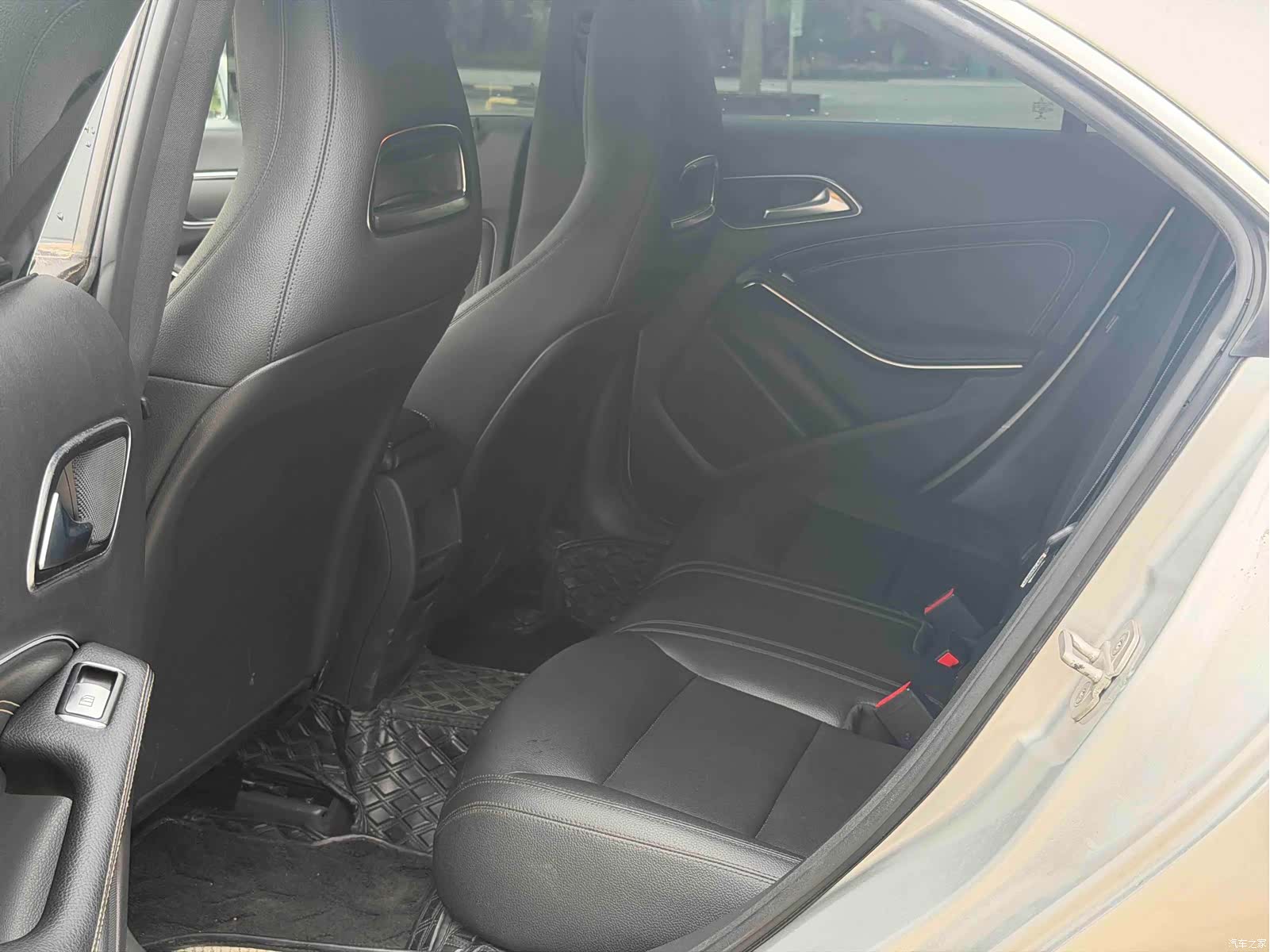 Mercedes-Benz CLA, 2015 7