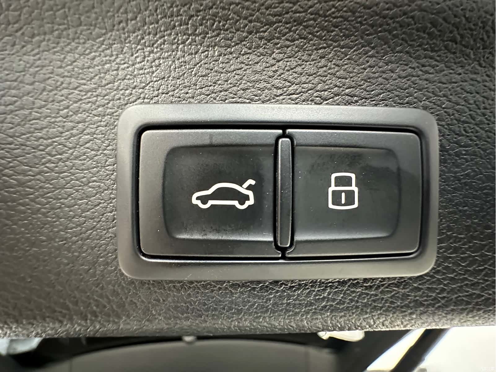 Audi Q3, 2022 11
