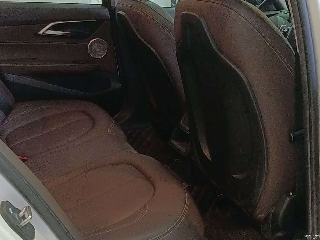 BMW 1 Series, 2021 12