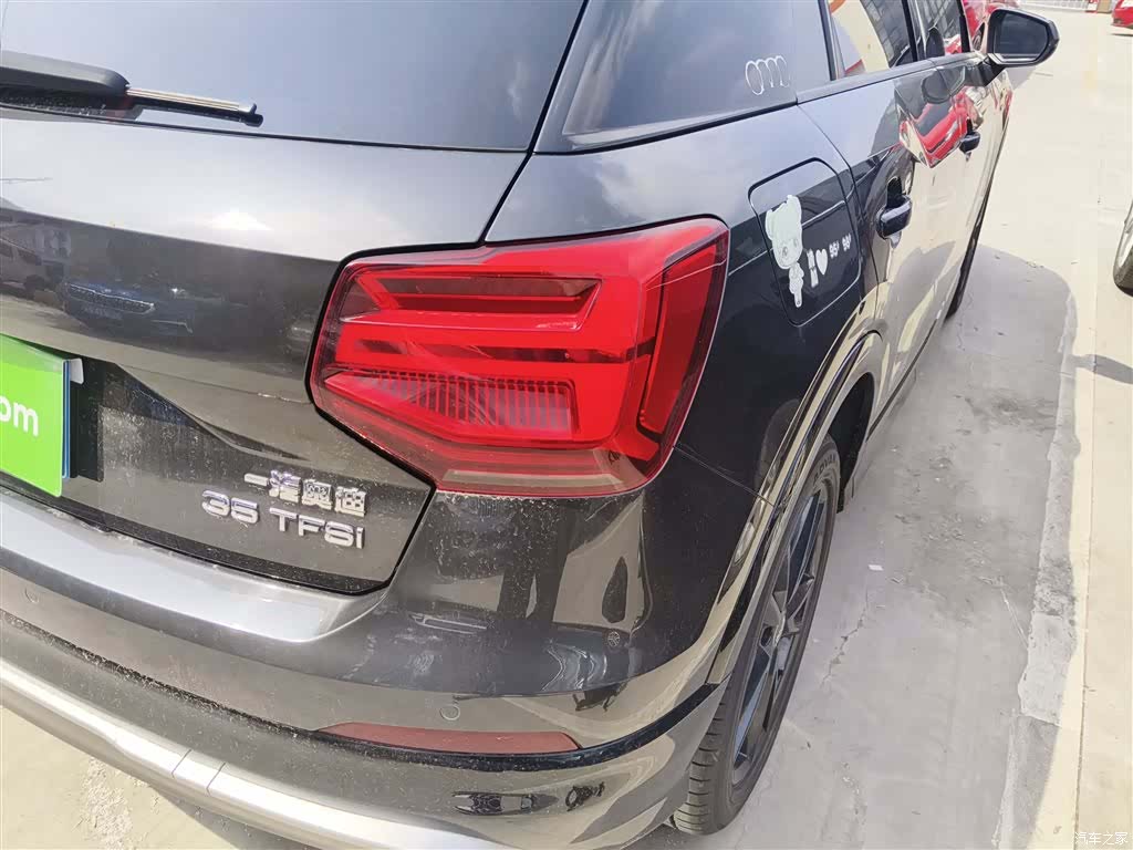 Audi Q2L, 2021 8