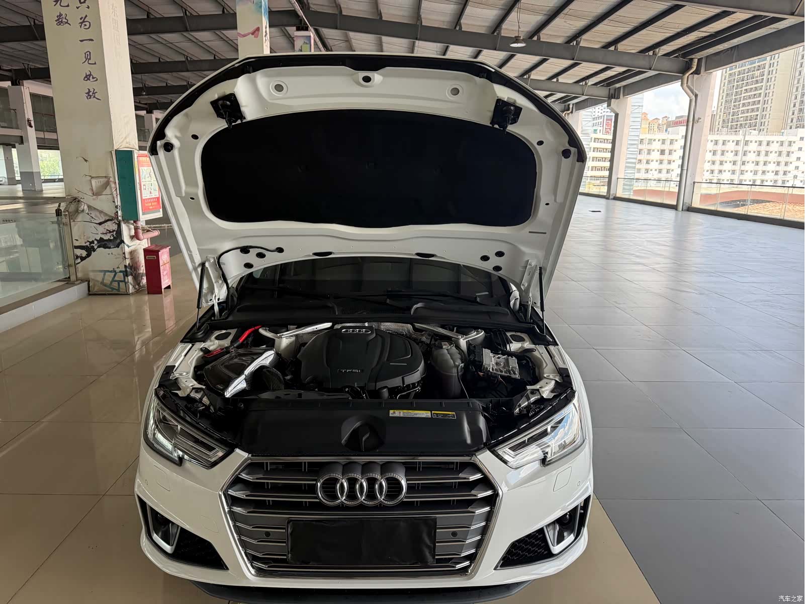 Audi A4L, 2019 17