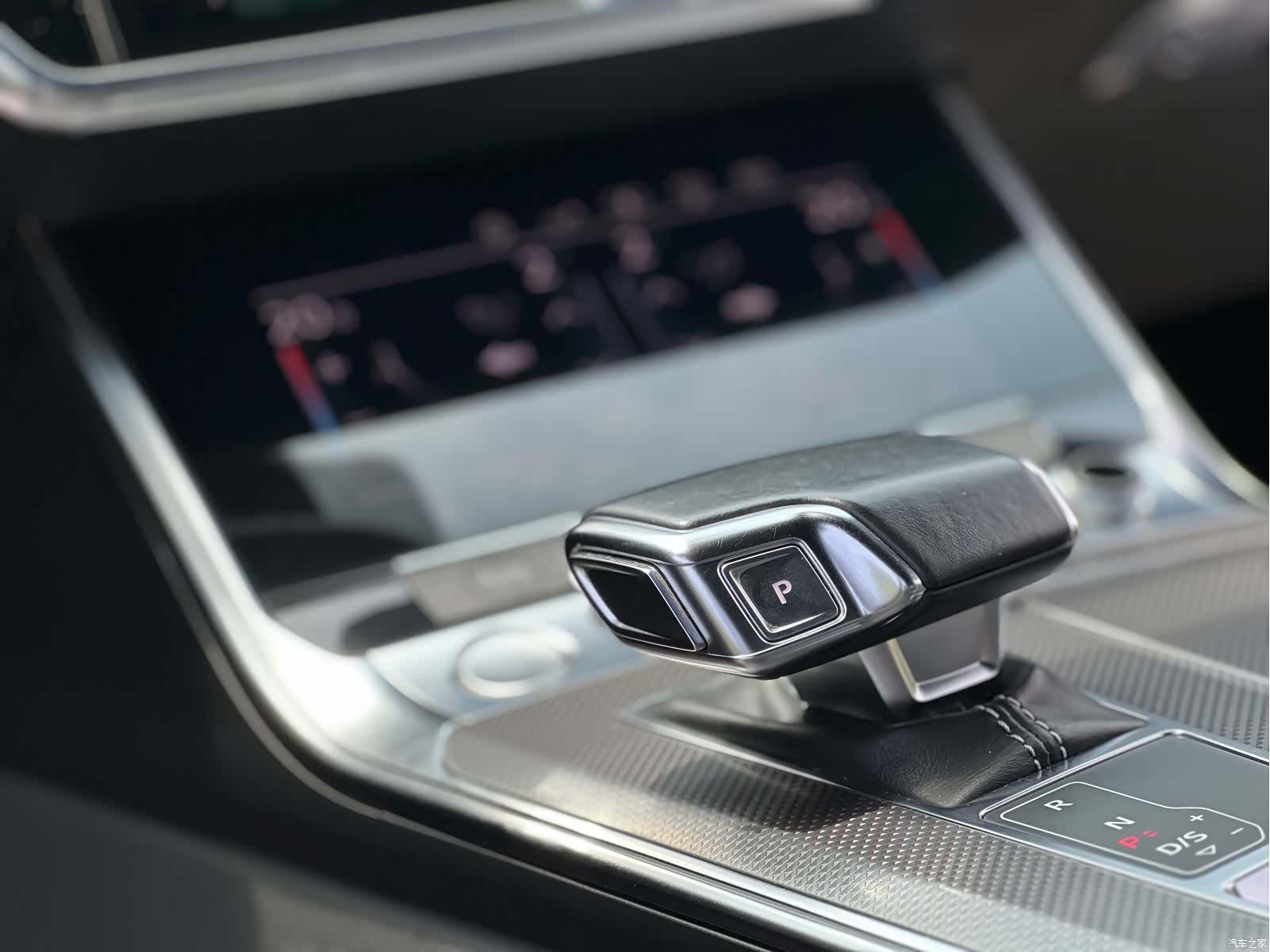 Audi A6L, 2020 15