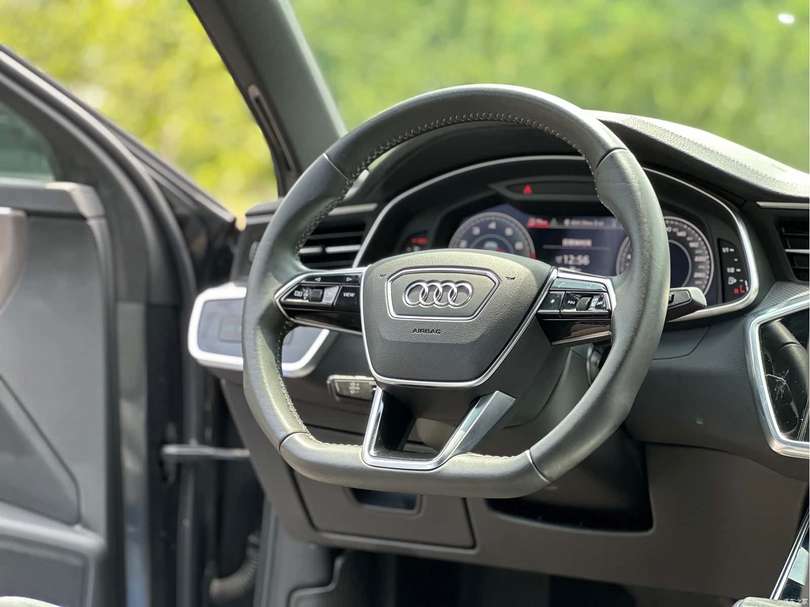 Audi A6L, 2020 11