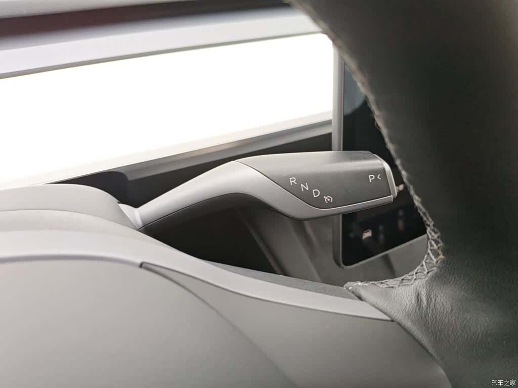 Tesla Model Y, 2021 14